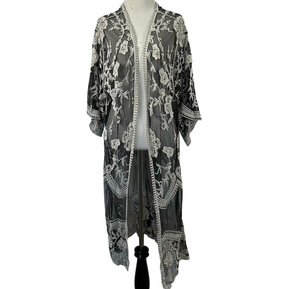 Chic Boho Black and Cream Lace Floral Duster💞 - Picture 1 of 7